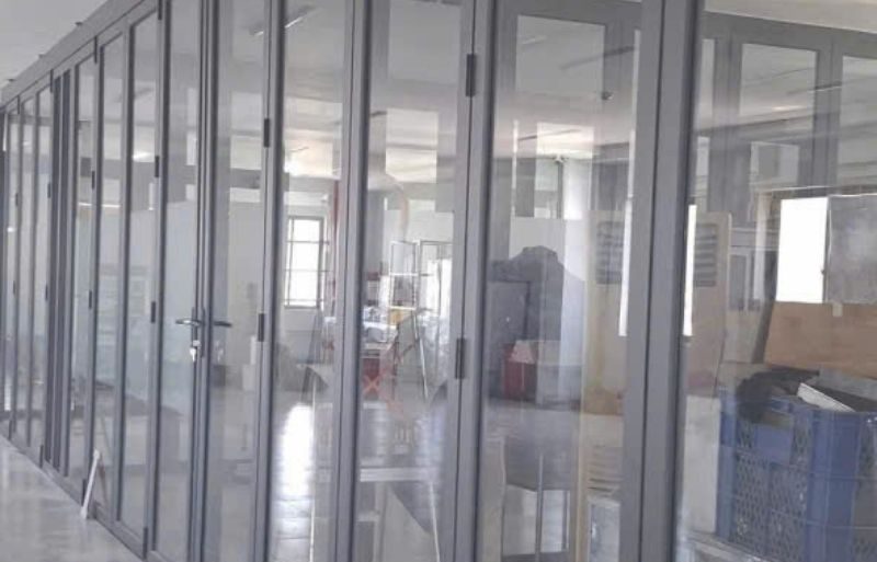 Cửa đi 6 cánh xếp trượt nhôm Xingfa báo giá chi tiết