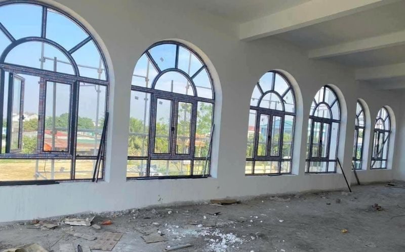 Vách kính cường lực mặt tiền trọn gói GIÁ RẺ tại Đà Nẵng