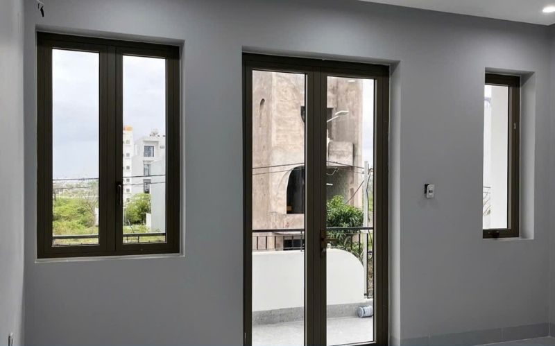 Cửa đi 2 cánh mở quay nhôm Xingfa ĐẸP tại Đà Nẵng