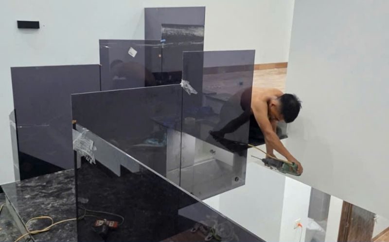 Lắp đặt cầu thang kính cường lực cao cấp tại Đà Nẵng