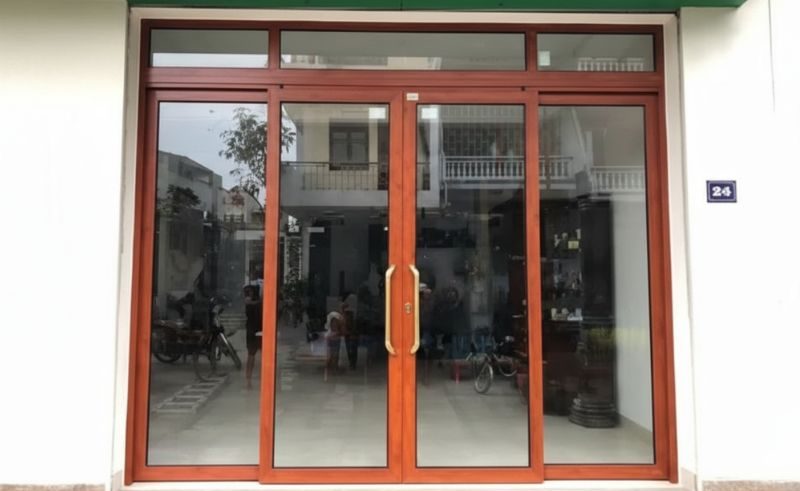 Cửa trượt quay màu gỗ chính hãng GIÁ TỐT tại Đà Nẵng