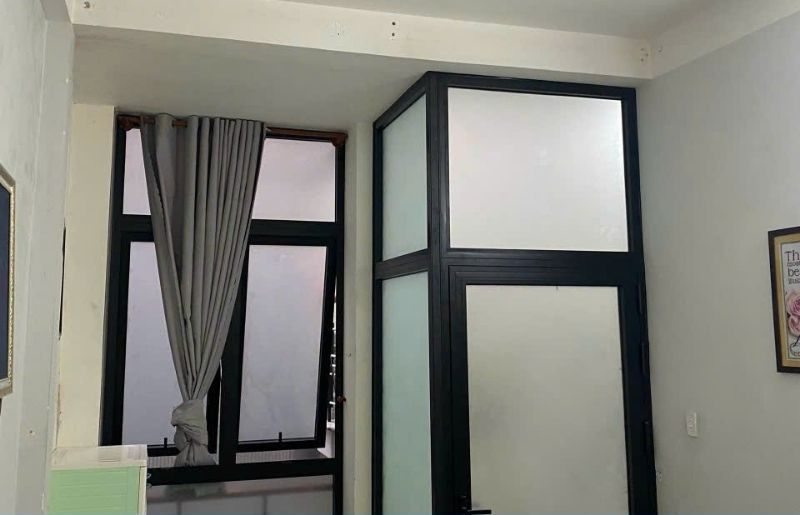 Vách nhôm xingfa kính cường lực cố định chuẩn nhất