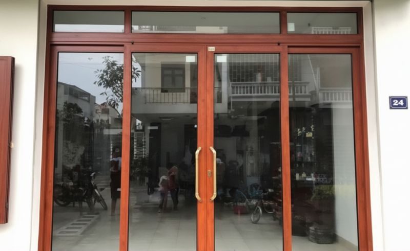 Cửa trượt quay màu gỗ chính hãng GIÁ TỐT tại Đà Nẵng