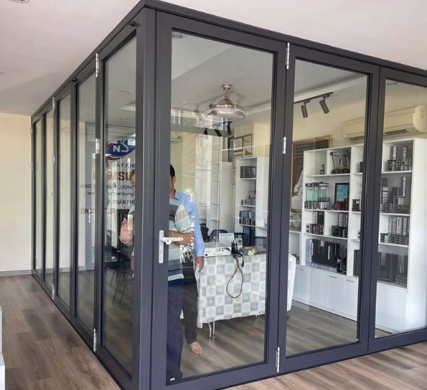 Vách kính cường lực cách âm cách nhiệt THỢ GIỎI giá SIÊU RẺ