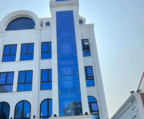 Vách kính cường lực mặt tiền trọn gói GIÁ RẺ tại Đà Nẵng