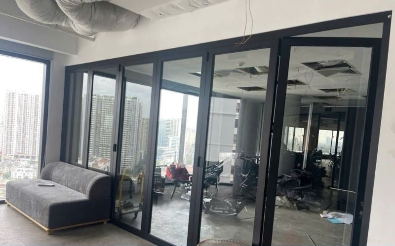Cửa đi 6 cánh xếp trượt nhôm Xingfa báo giá chi tiết
