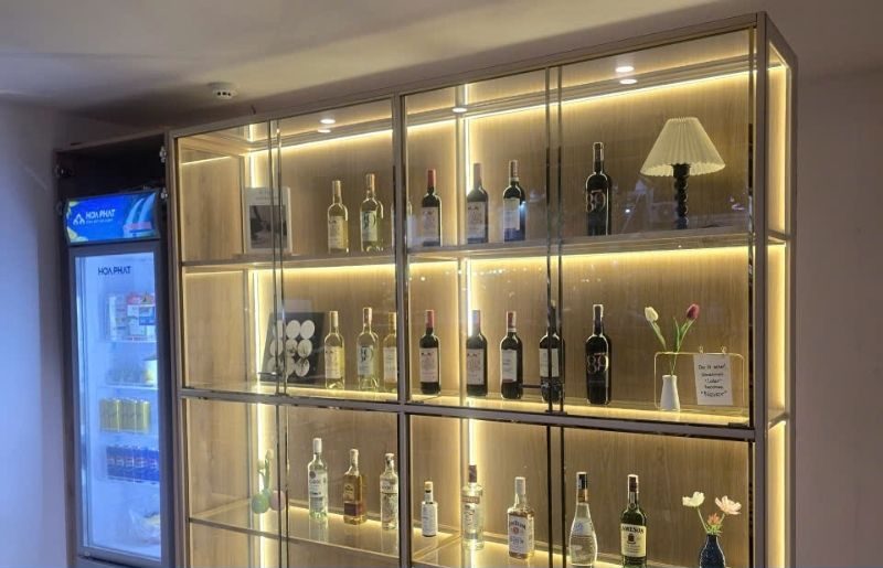 Tủ bếp nhôm hợp kim cánh kính hiện đại