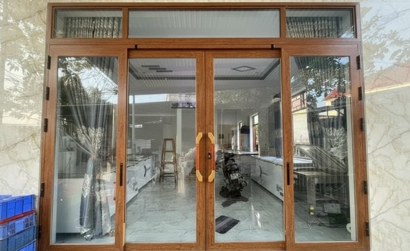 Cửa trượt quay màu gỗ chính hãng GIÁ TỐT tại Đà Nẵng