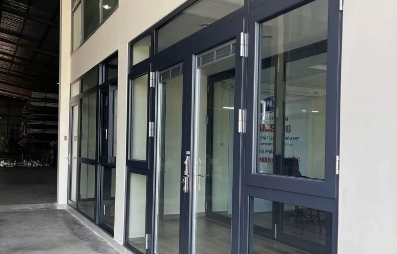 Vách kính cường lực cách âm cách nhiệt THỢ GIỎI giá SIÊU RẺ