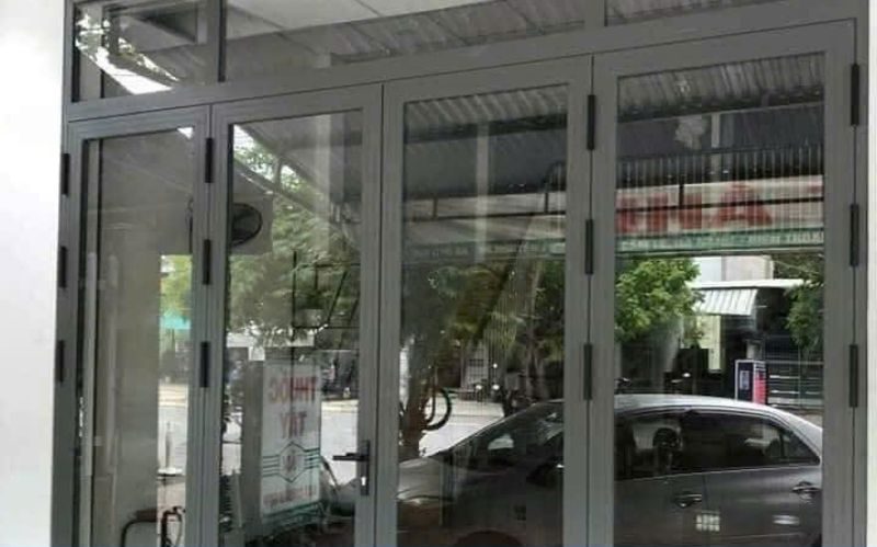 Cửa đi 4 cánh mở quay nhôm Xingfa GIÁ RẺ tại Đà Nẵng